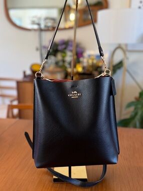 Coach Mollie Bucket Bag NWOT Style CA214